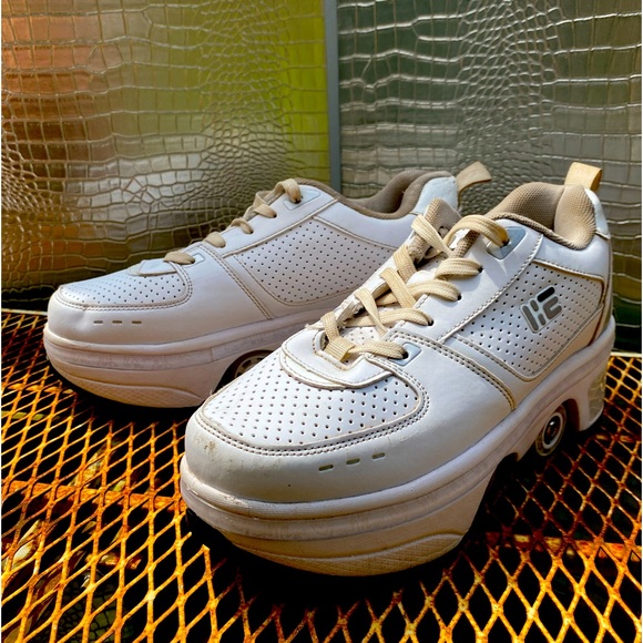 Youth roller skates - Picture 1 of 10